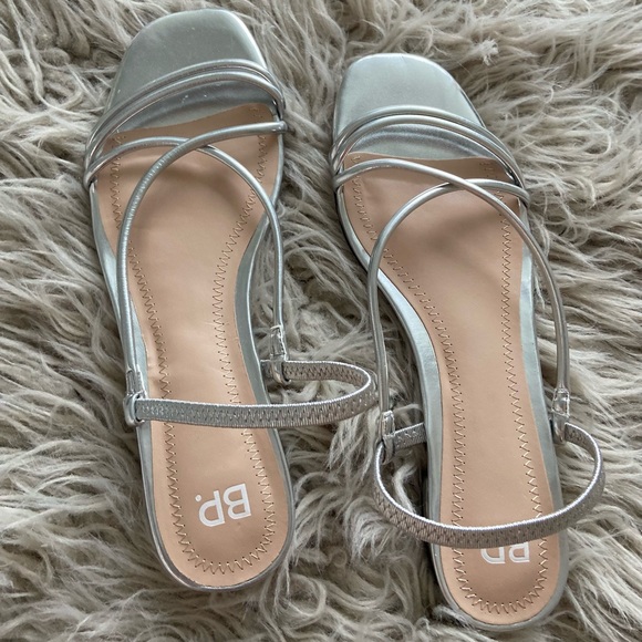 BP Sandals - Picture 3 of 3